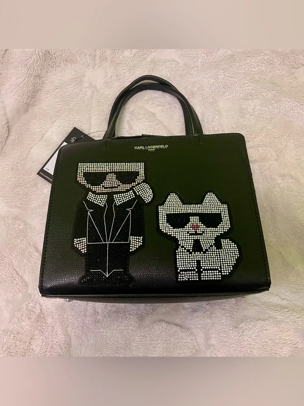 Karl Lagerfeld hardware slip