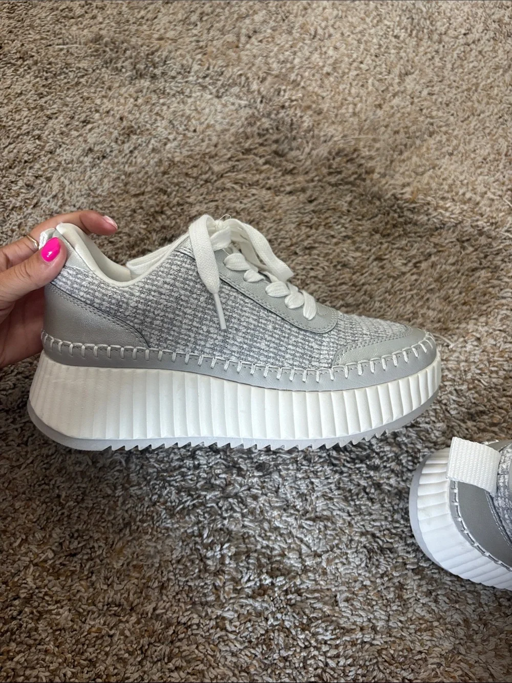 Universal Thread platform sneakers