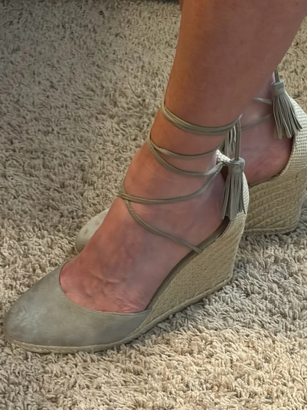 Steve Madden suede upper