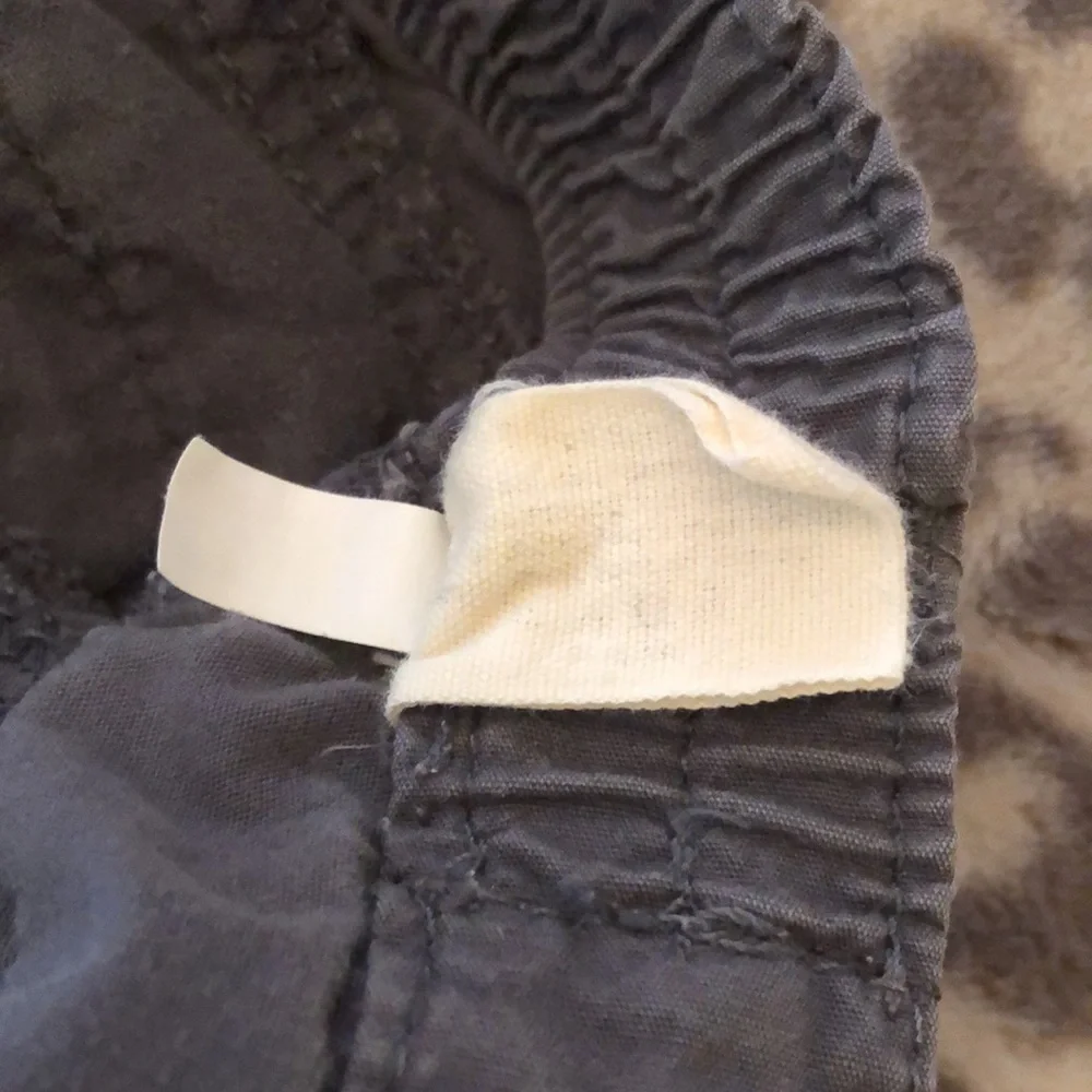 77kids euc shorts