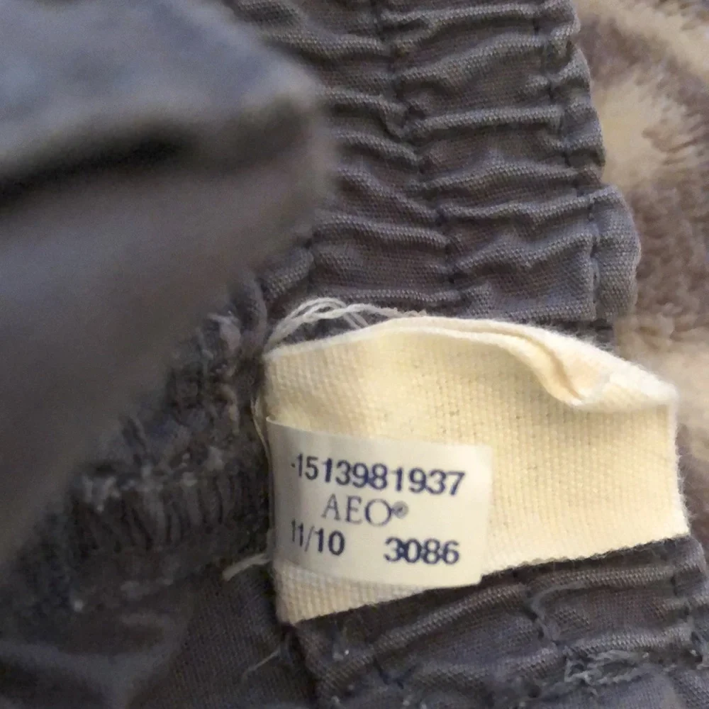 77kids euc shorts