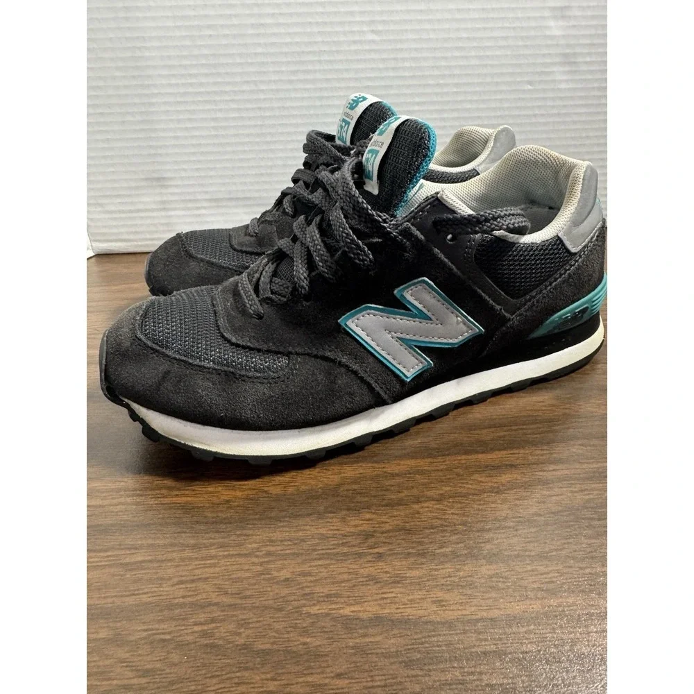 New Balance 574 Navy Blue Turquoise Sneakers Shoes Women's 8‎