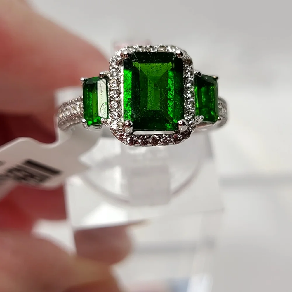 Chrome Diopside shopping diamond 😎