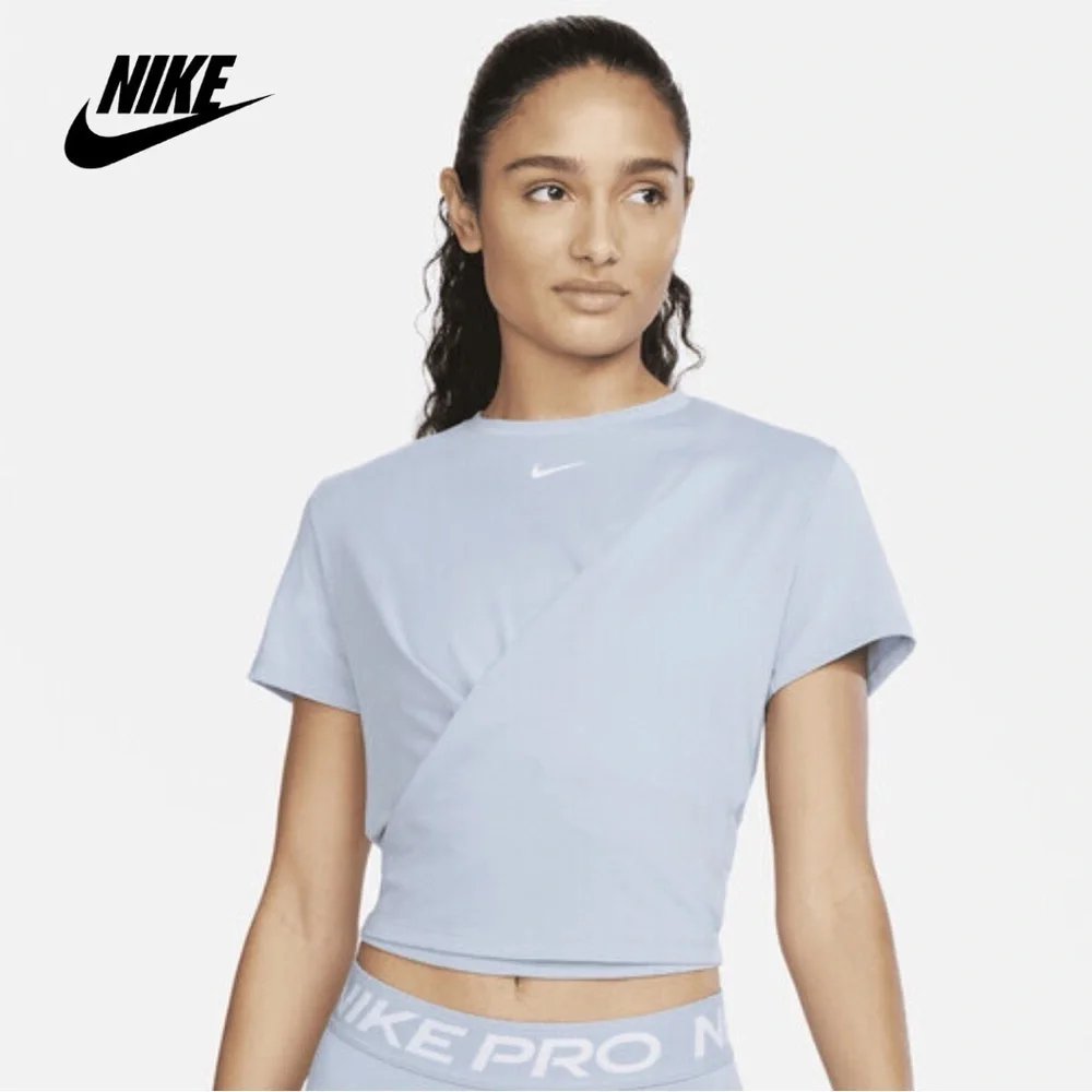 Nike pristine like