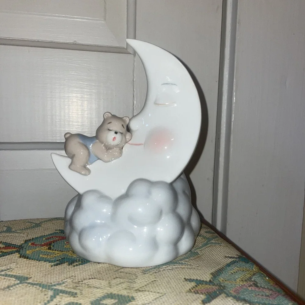Ceramic Nursery Statue Bear‎ Sleeping On The Moon With Clouds 6.5