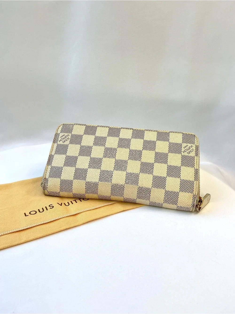 Louis Vuitton authentic louis