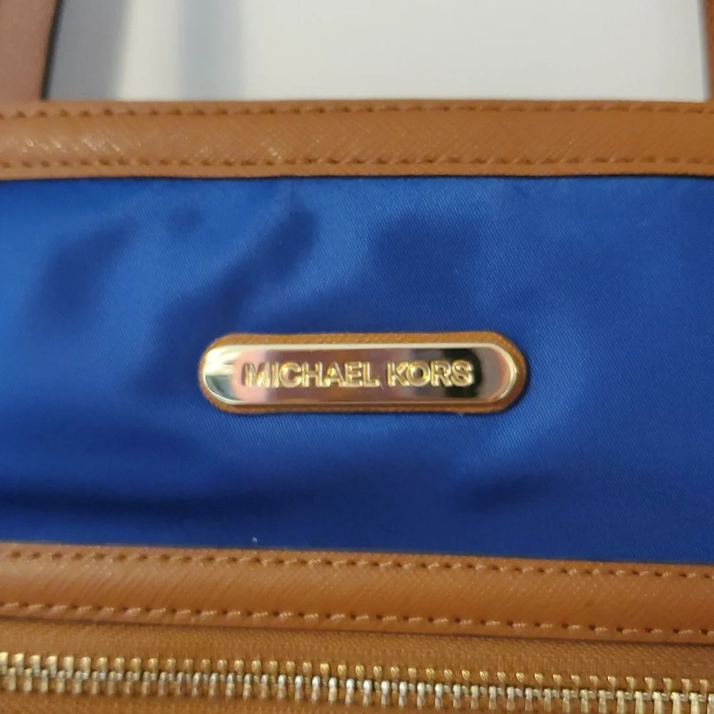 Michael Kors authentic michael