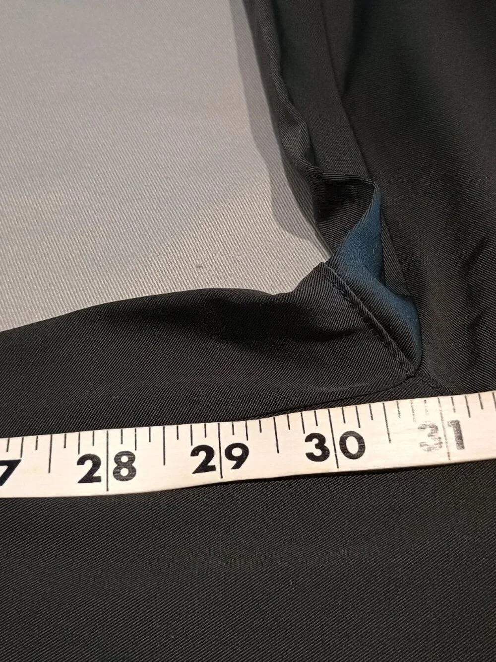 NWT Calvin Klein Men’s Signature Slim Fit 33W 32 L