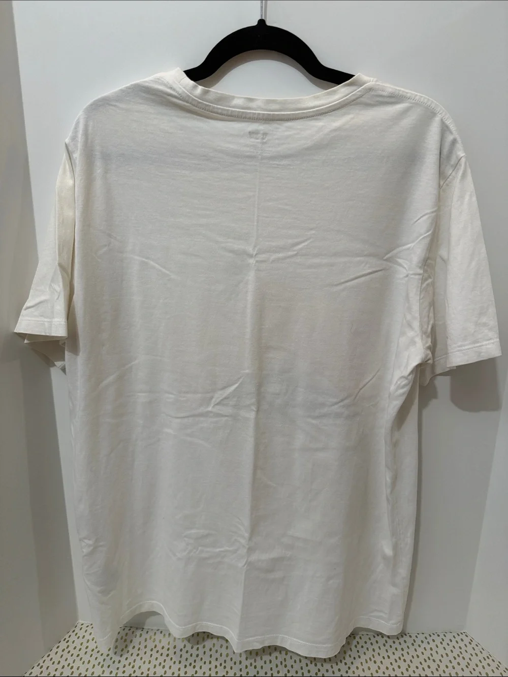 Levis clean white