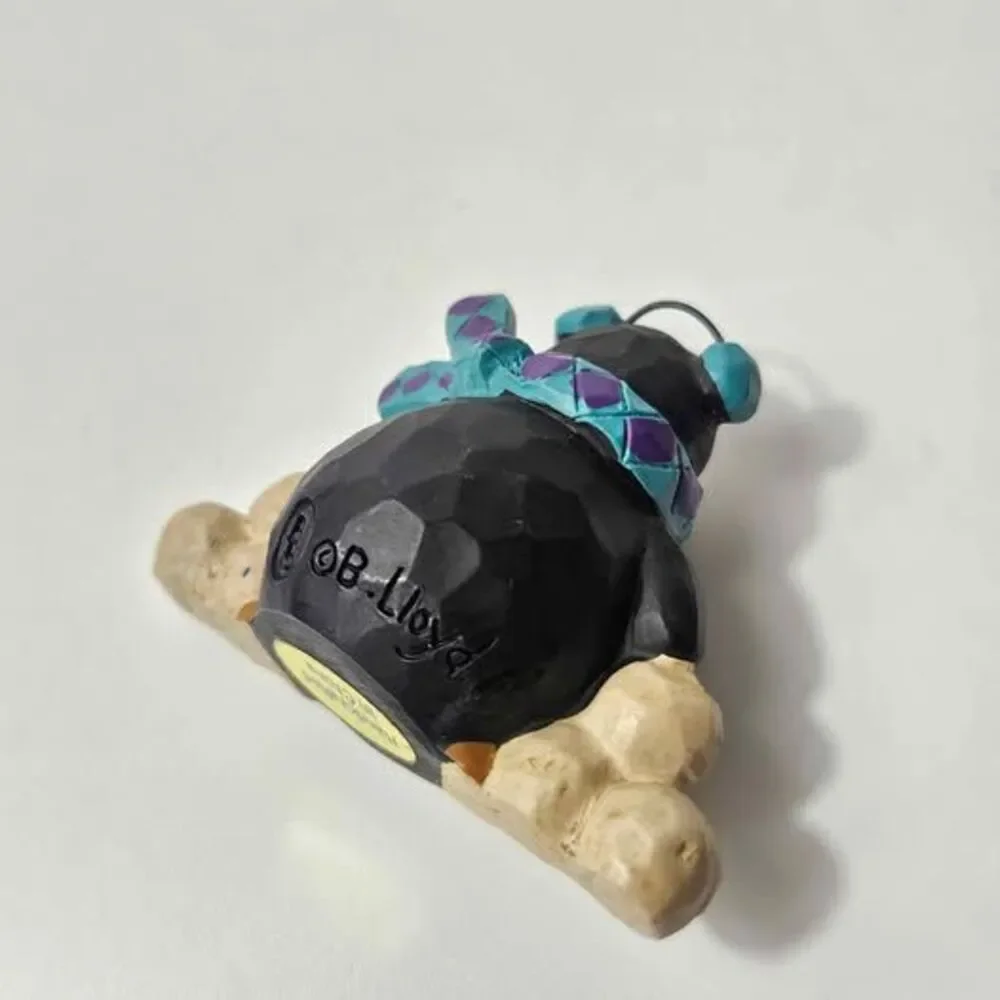 Unbranded handcrafted resin