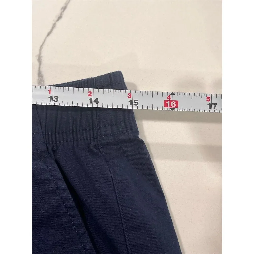 Old Navy features old