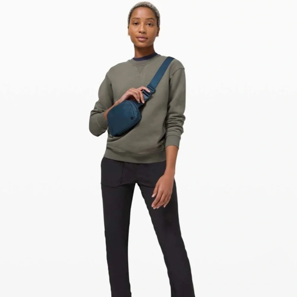 lululemon athletica relaxed moisture bulk