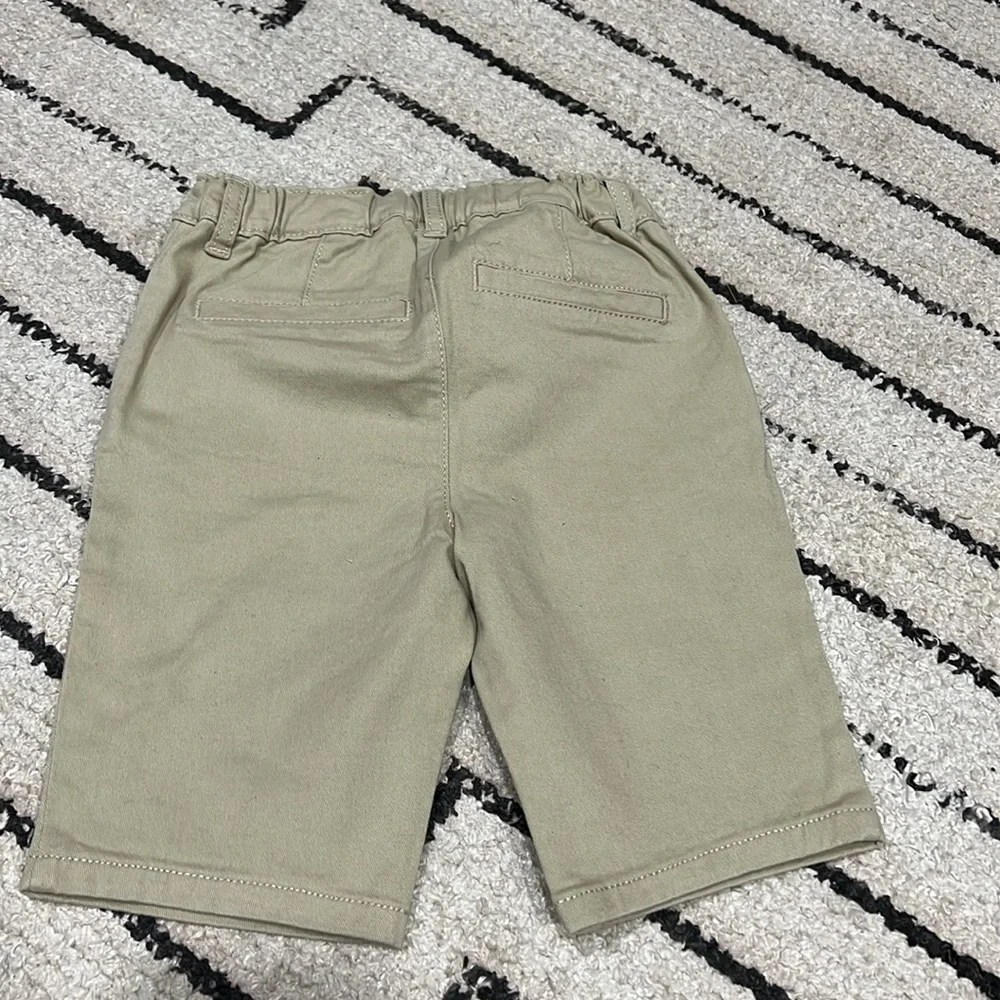 NWT the children’s place uniform short