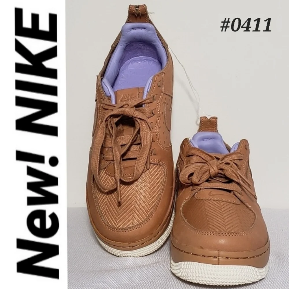 Nike size nwob