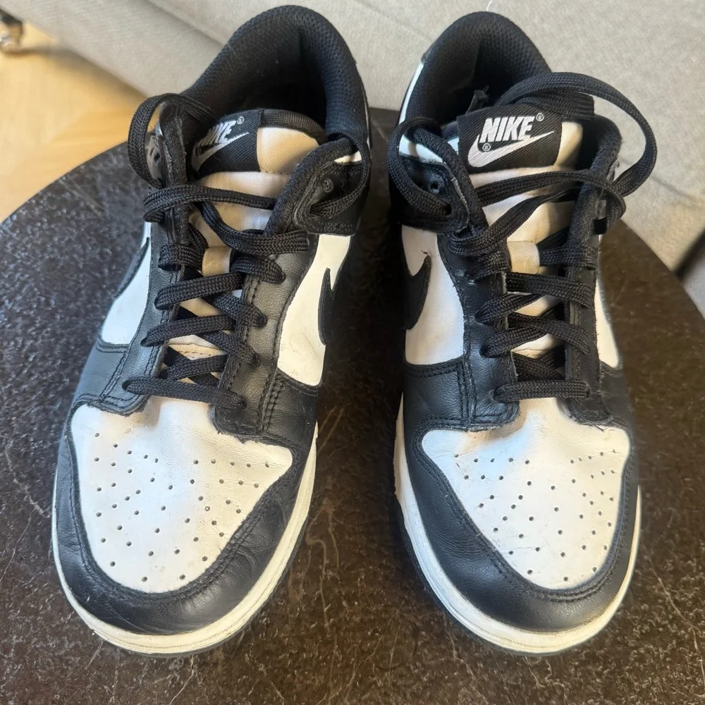 Nike classic sneakers