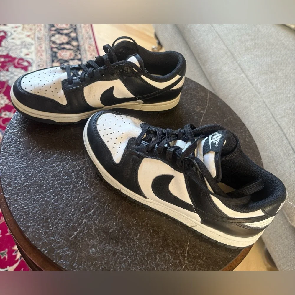 Nike classic sneakers