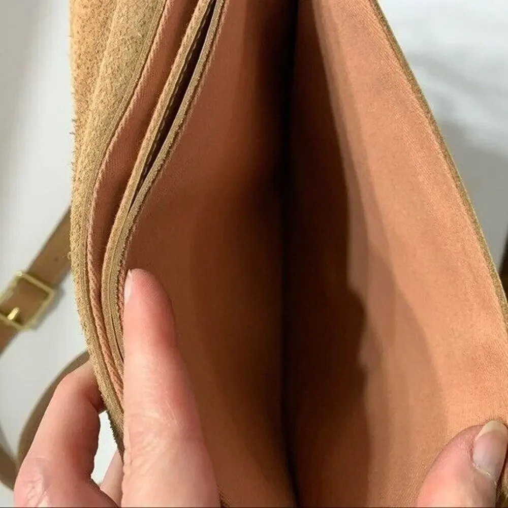 Sseko‎ Half Moon Cognac Leather Crossbody Bag Adjustable Strap Purse Size Small