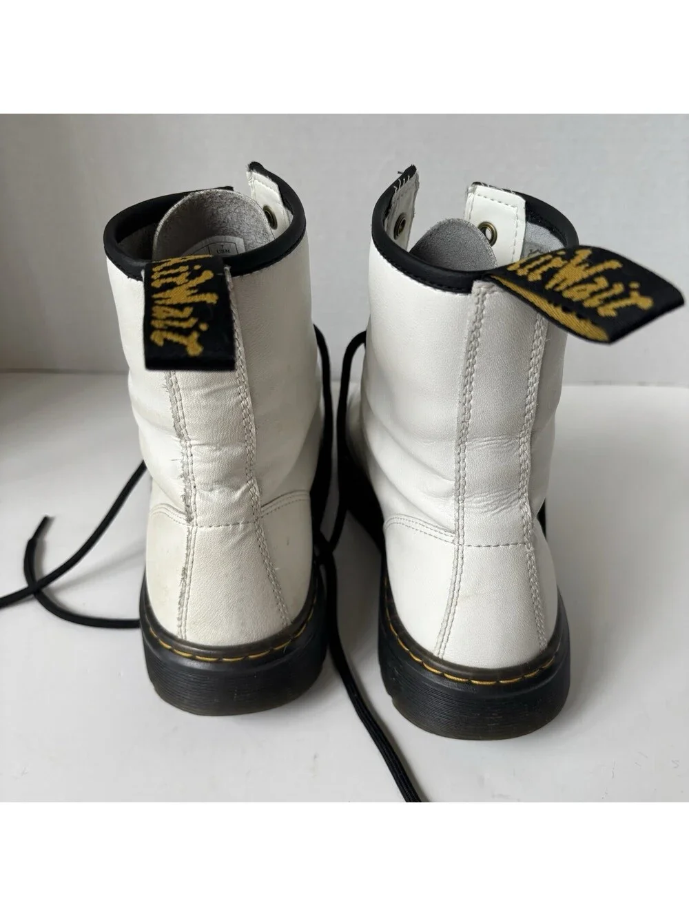 Dr Martens boots womens US 7 Luana white leather lace up doc docs combat moto