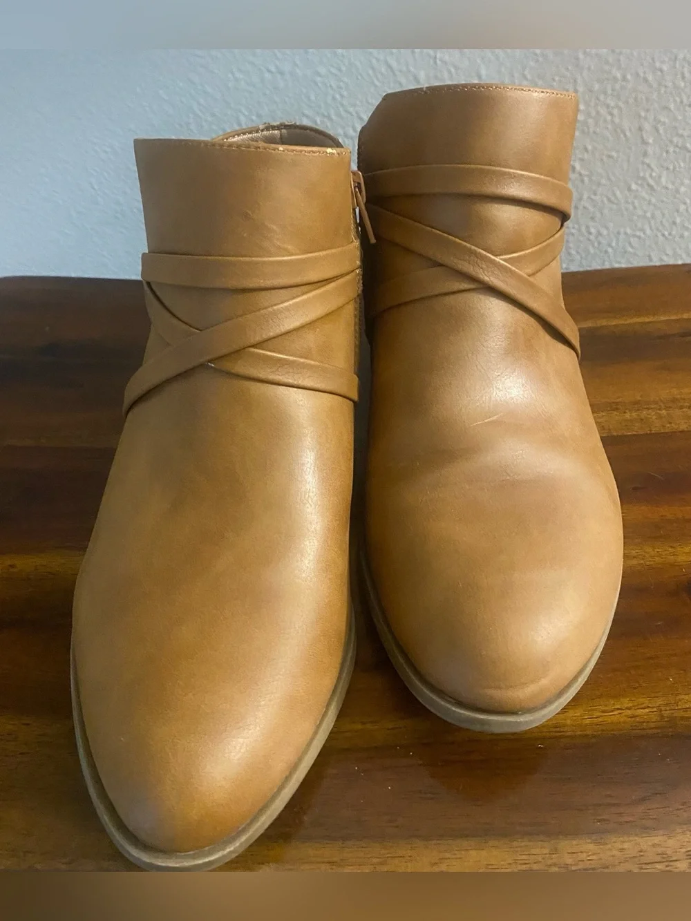 Life Stride classic tan
