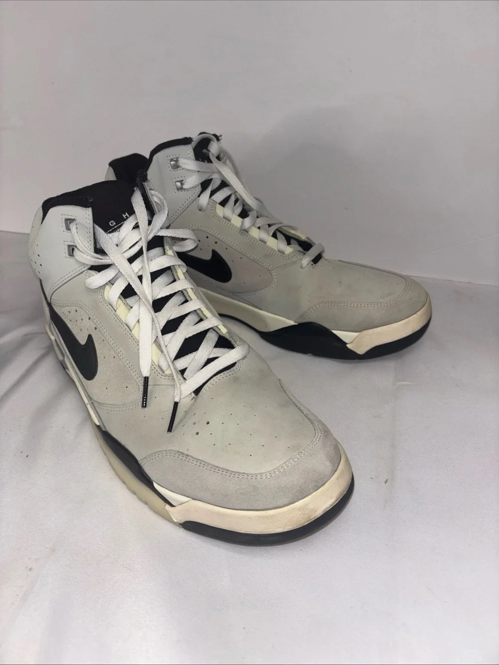 Nike light gray