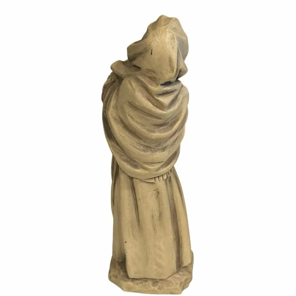 Unknown figurine tall jesus