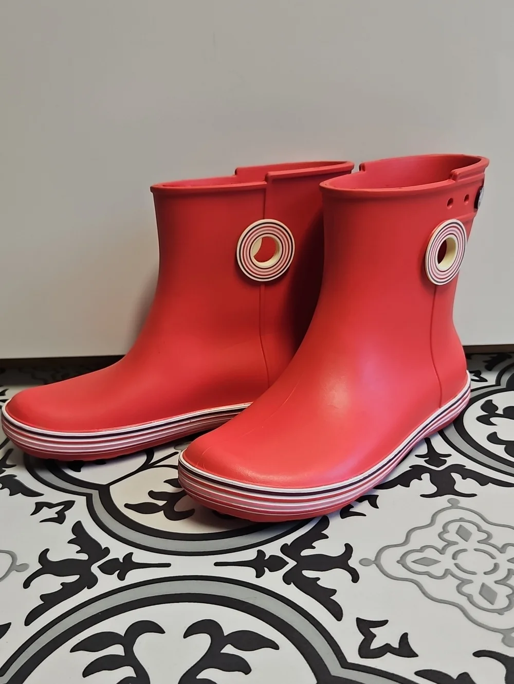 Crocs Jaunt Shorty Rain Boots, Size 9, Womens
