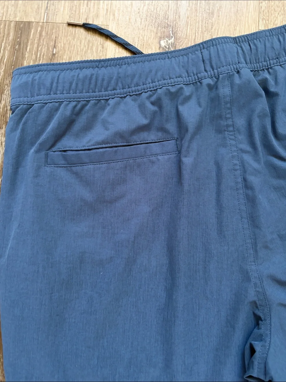 Chaps drawstring fit pockets