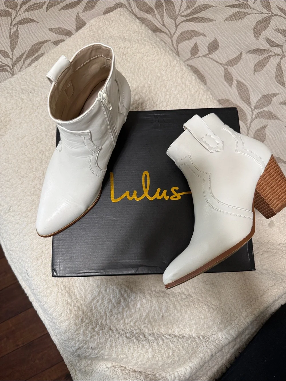 Lulus tab style