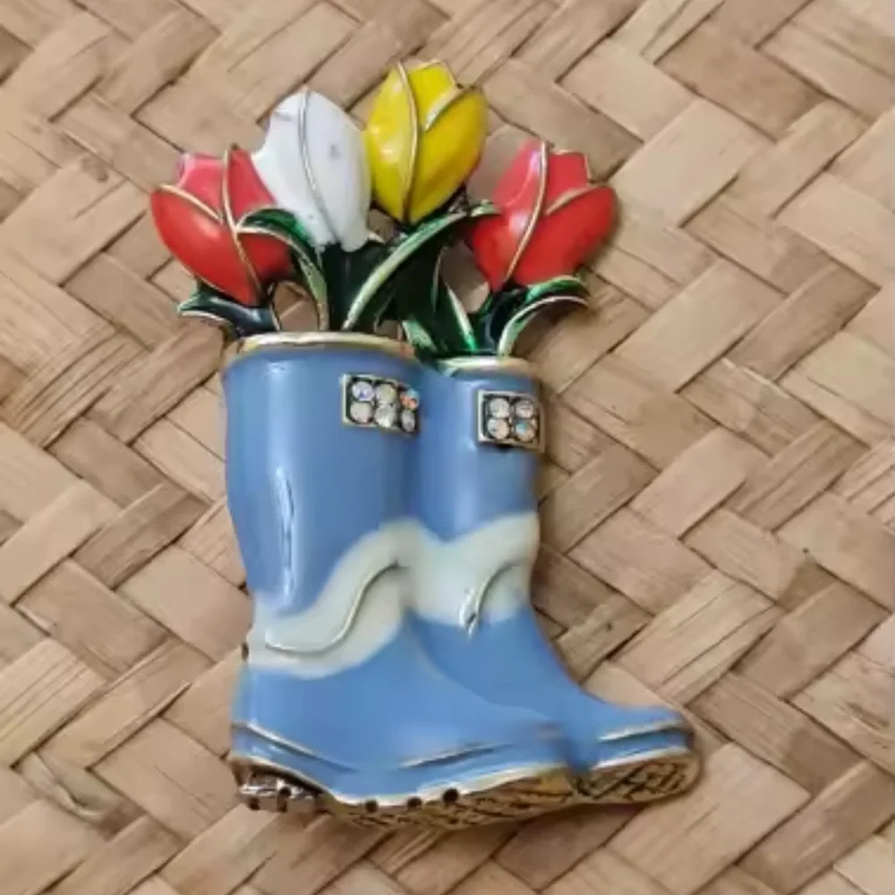 Anthropologie charming enamel