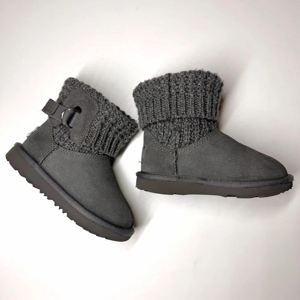 UGG excellent pre