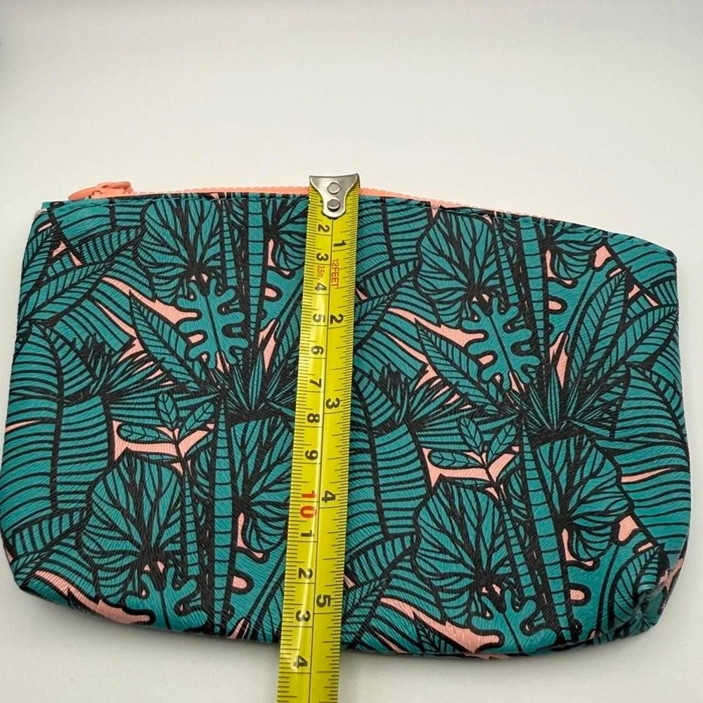 N/A ipsy tropical