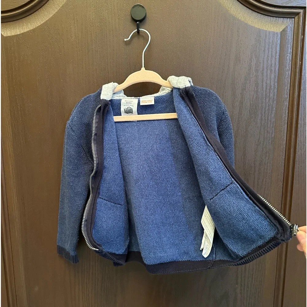 3/$25 Zara Boys 18-24M Navy Blue Knit Zip-Up Hoodie Shark Hooded Cardigan Casual