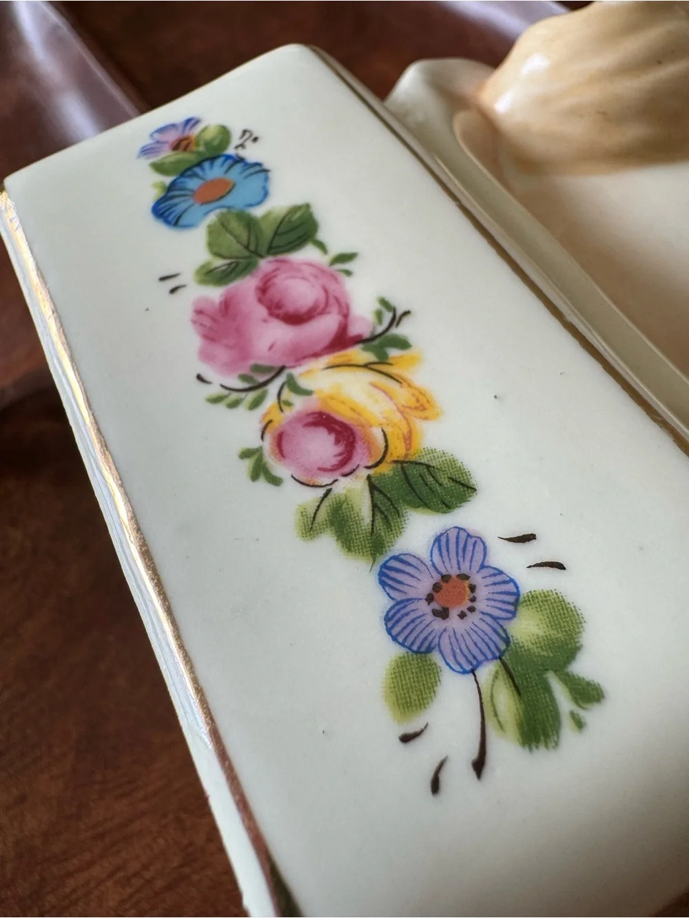 Vintage gorgeous floral