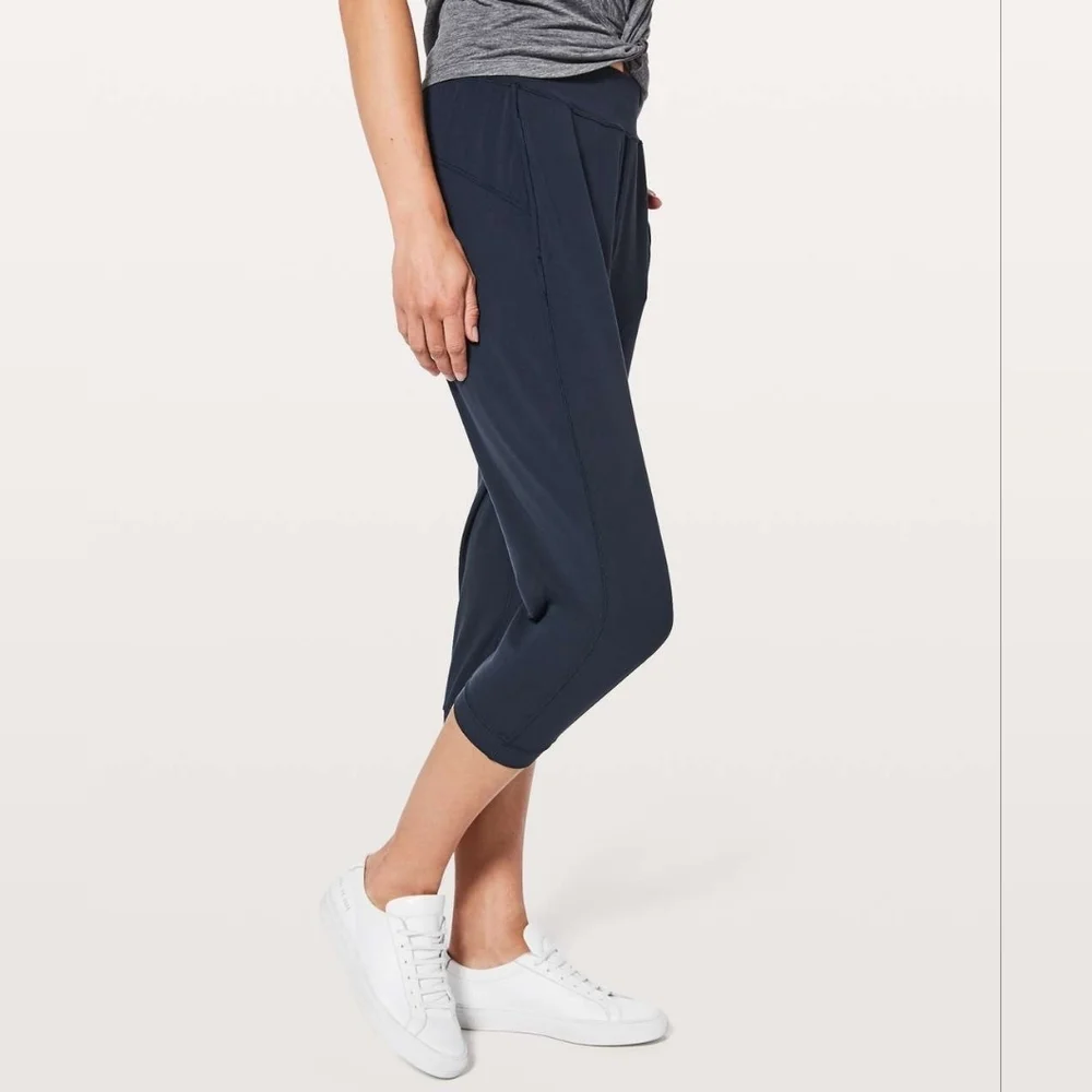 lululemon athletica comfortable charcoal