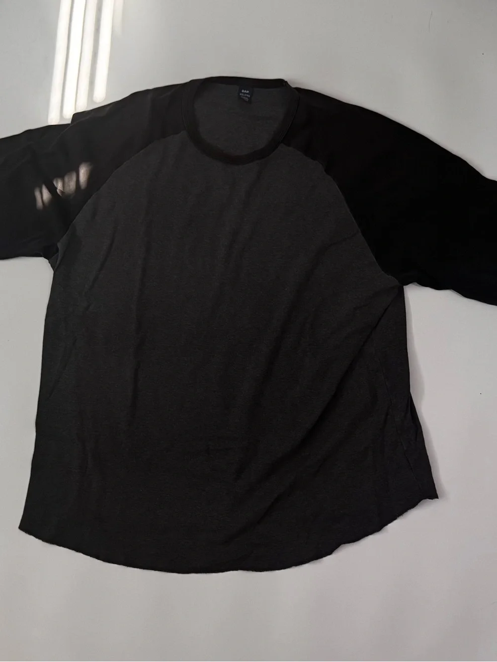 GAP Gray Black Two-Tone Raglan Long Sleeve Shirt
