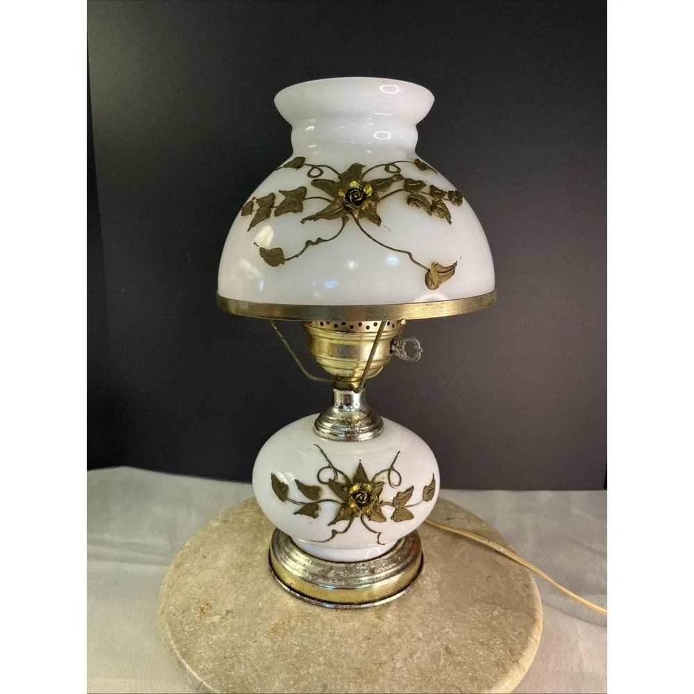 Vtg Milk Glass Falkenstein Brass Flowers Gone With The Wind Table 3 Way Lamp
