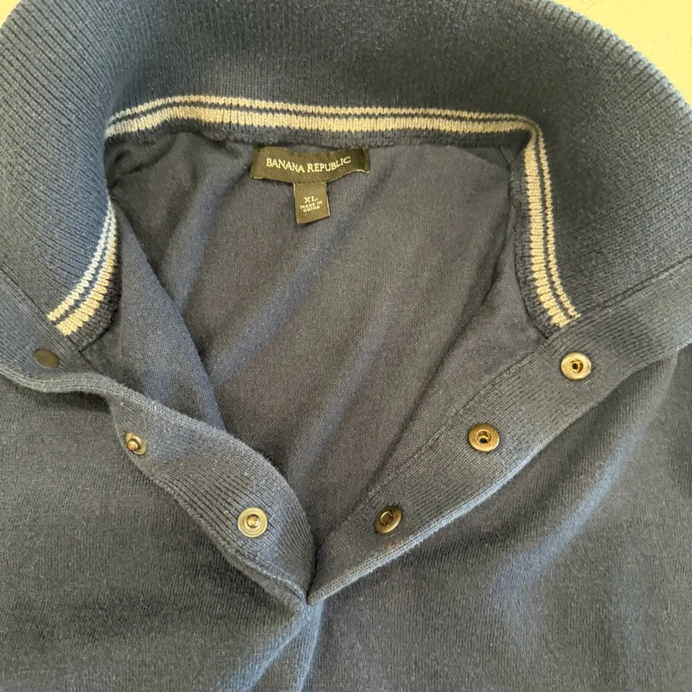 Banana Republic stylish navy