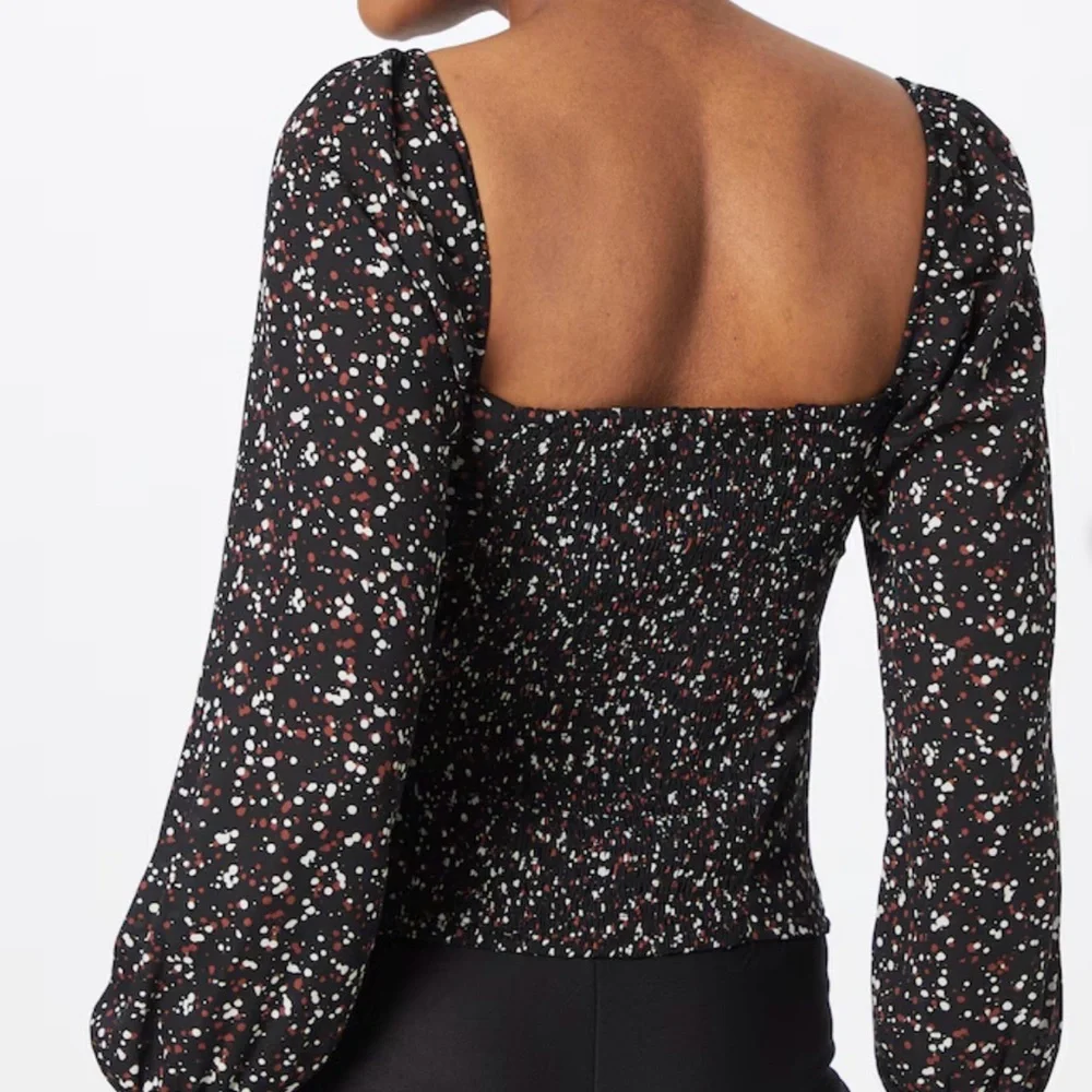 Abercrombie & Fitch Black polka dot crop Blouse