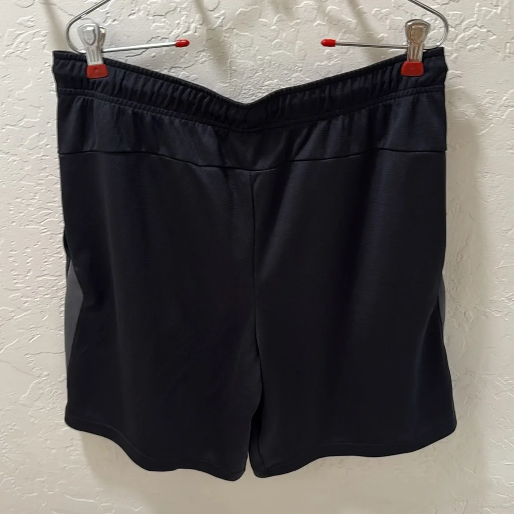 Nike Men’s Black Performance Shorts-  Large