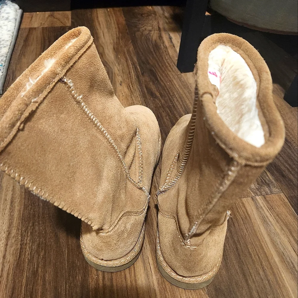Xhilaration these boots