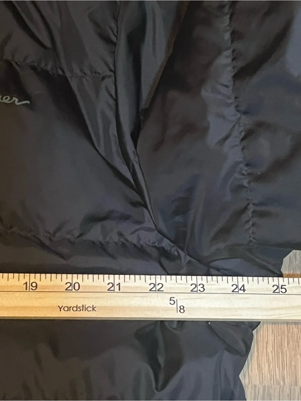 Eddie Bauer lightweight quilted