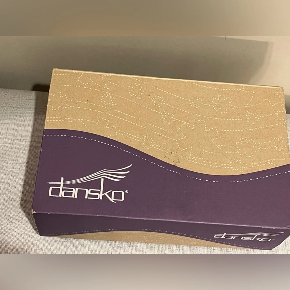 Dansko chic leopard