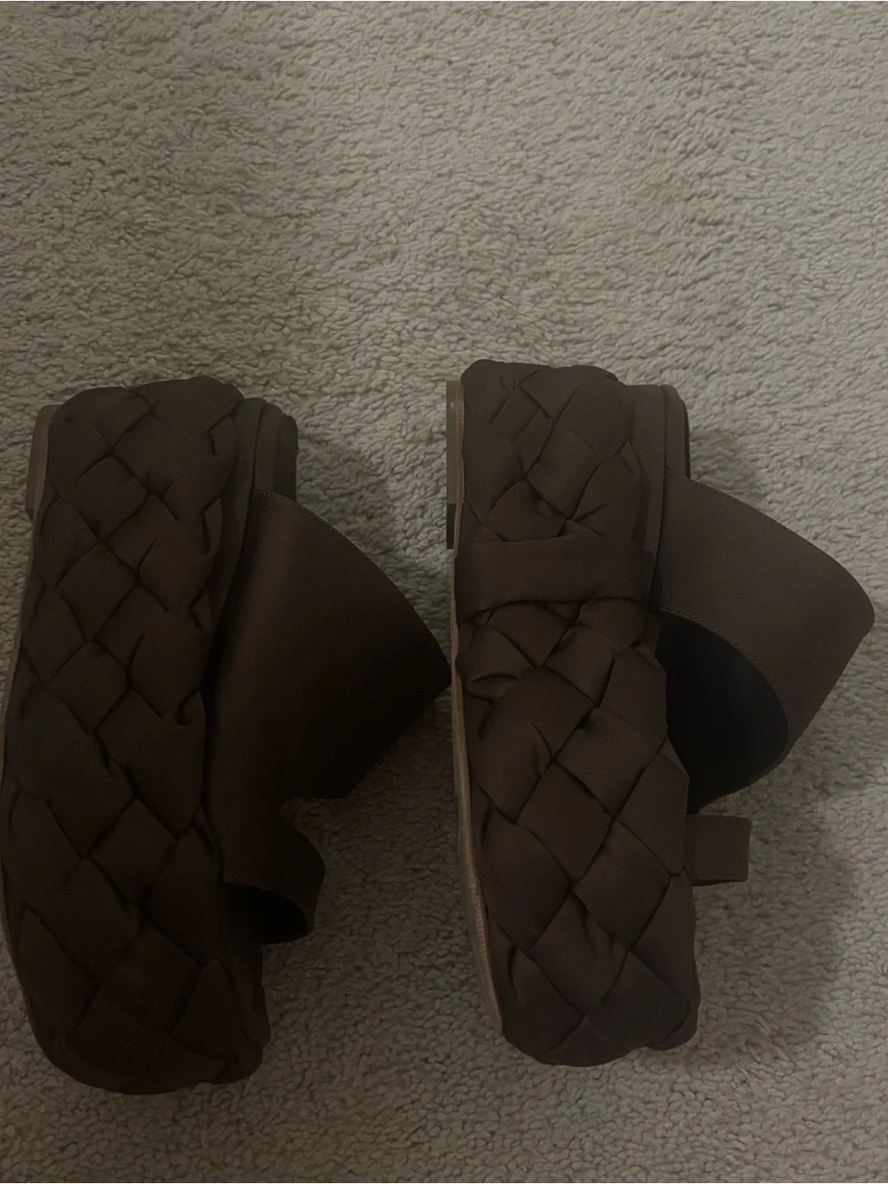 Paloma Barcelo satin upper