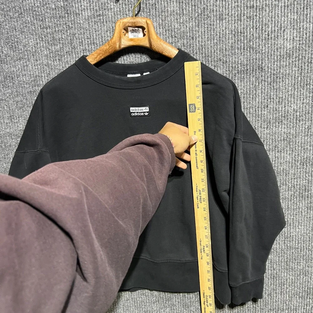 adidas originals crewneck