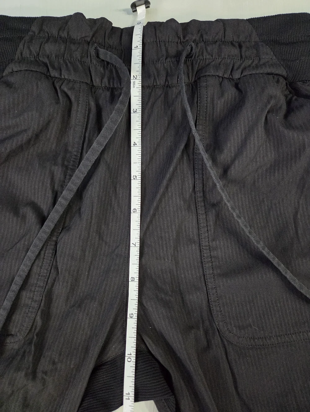 lululemon athletica pre owned