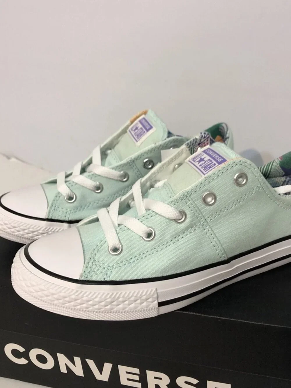 Converse CTAS Madison Ox Tal Lilac White LE Lace Up Canvas Sneakers Sz 3 EUR 35