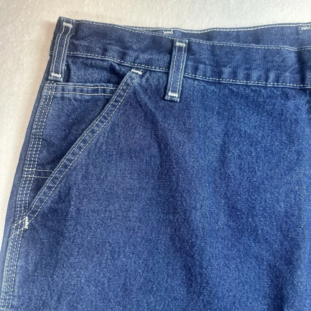 Carhartt good 30 size