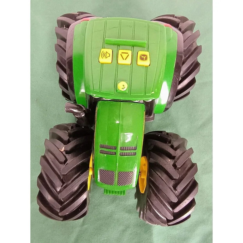 John Deere bring farm
