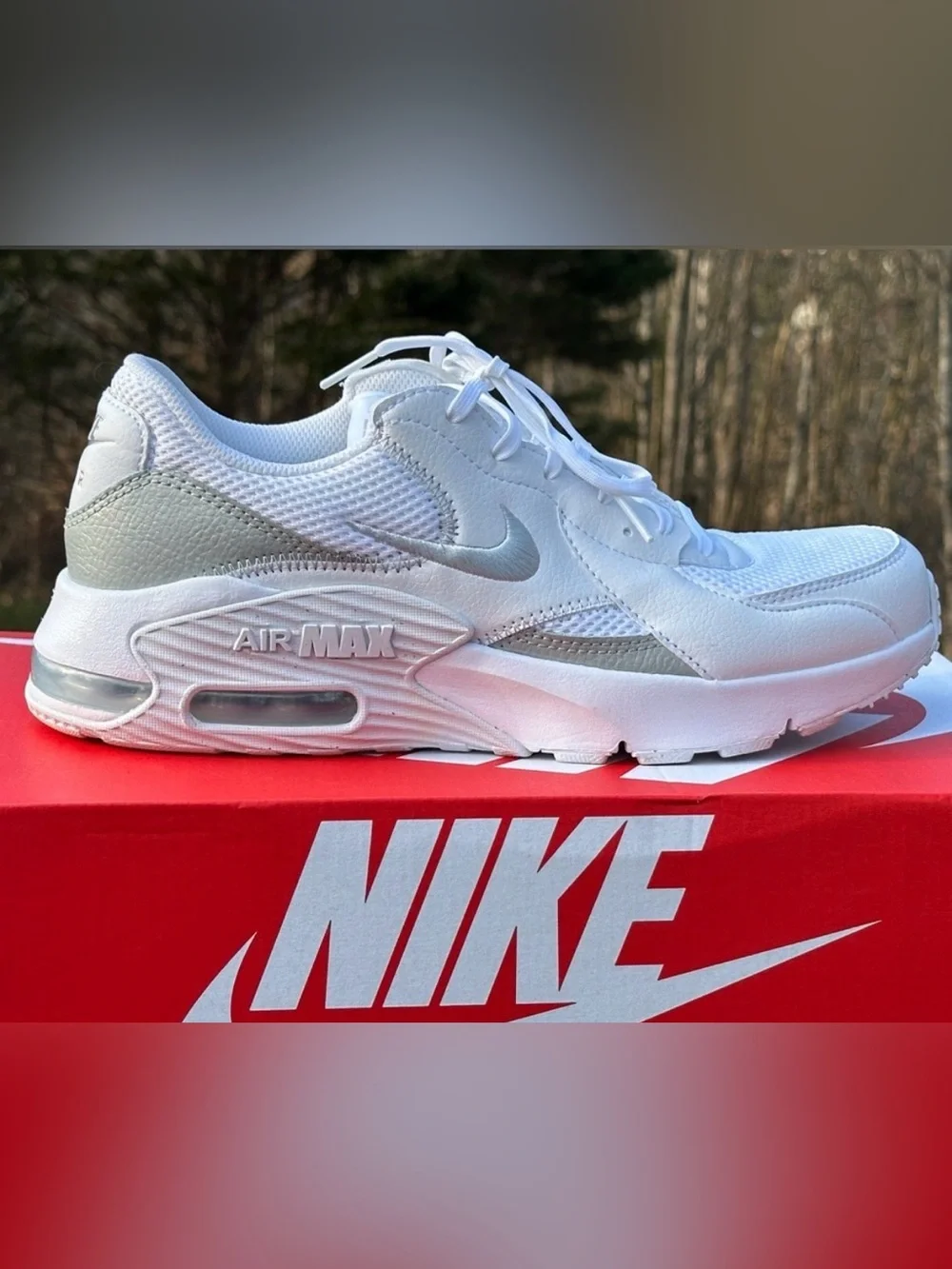 Nike fair new metropolitan