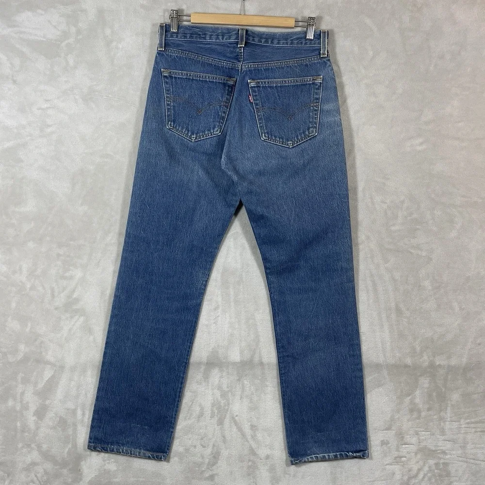 Levis item excellent